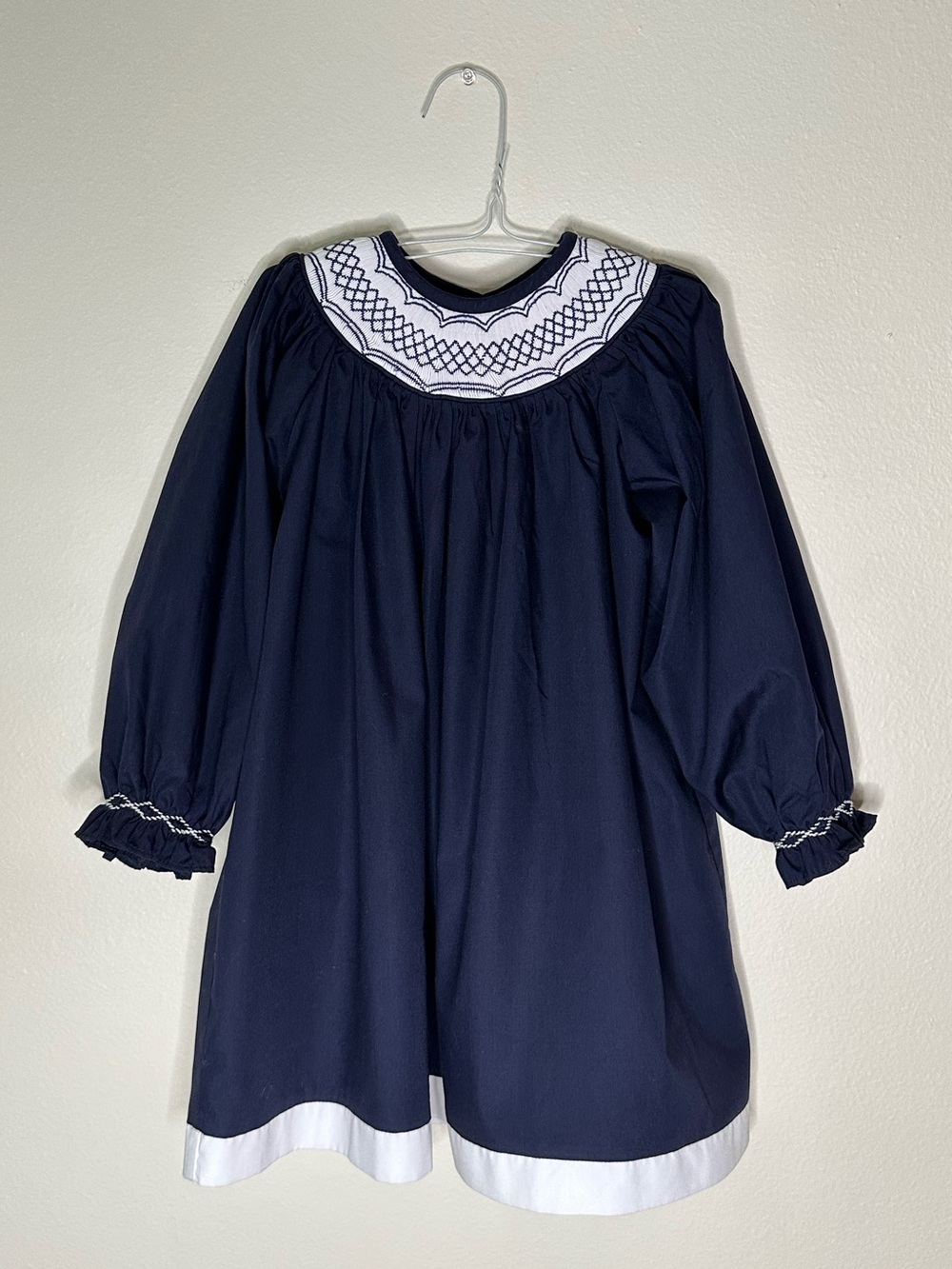The Beaufort Bonnet Co. 4 T navy and white bishop smocked dress.